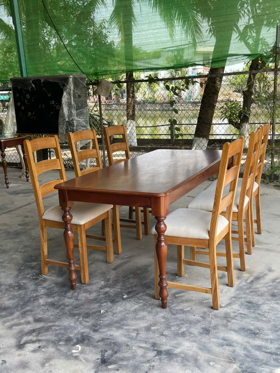 BỘ BÀN ĂN HIỆN ĐẠI- GHẾ 3 NAN GỖ SỒI